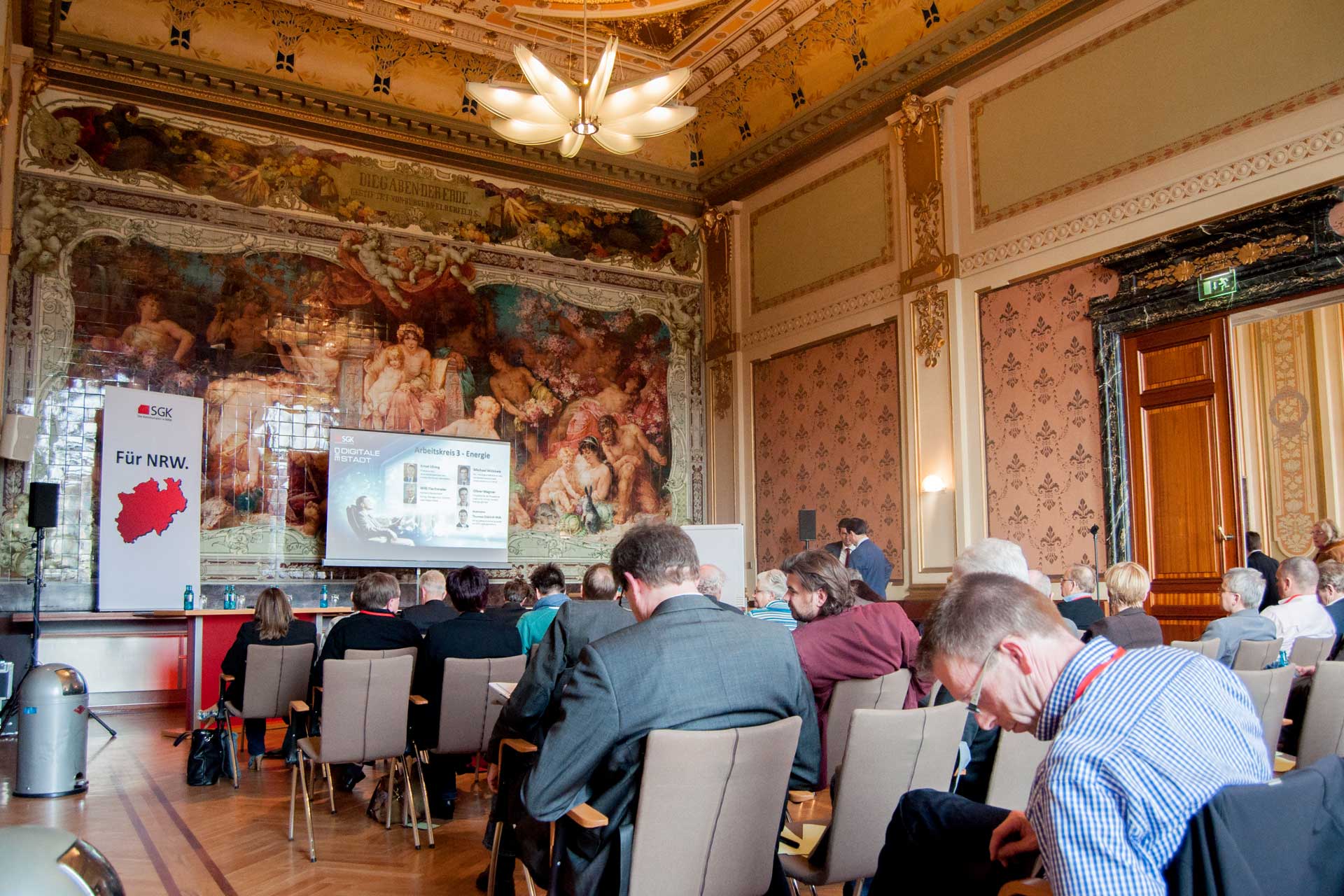 Kongress Tagung im Majolika Saal Ost in der Historischen Stadthalle Wuppertal