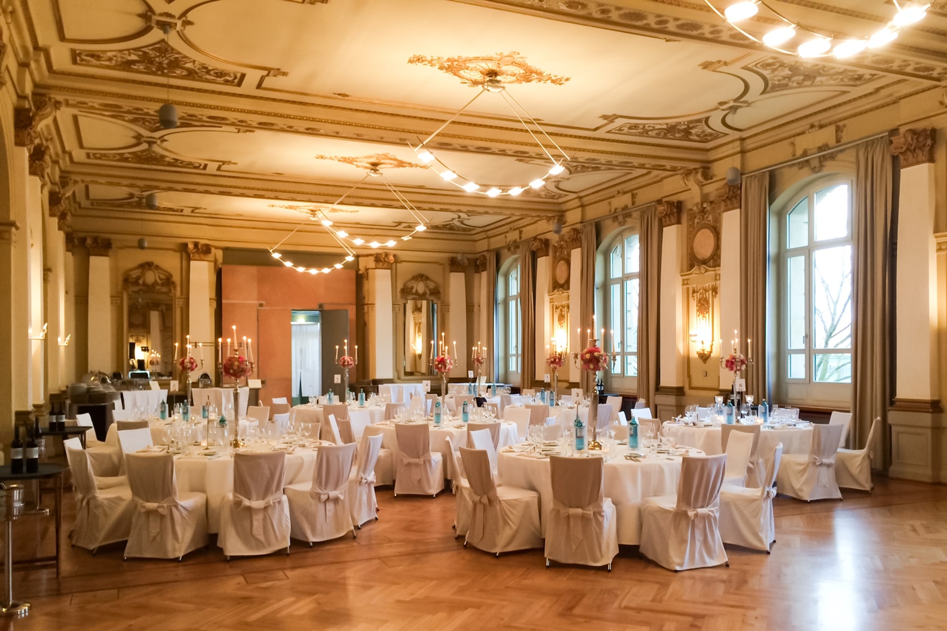 Festliches Dinner im Offenbach Saal in der Historischen Stadthalle Wuppertal